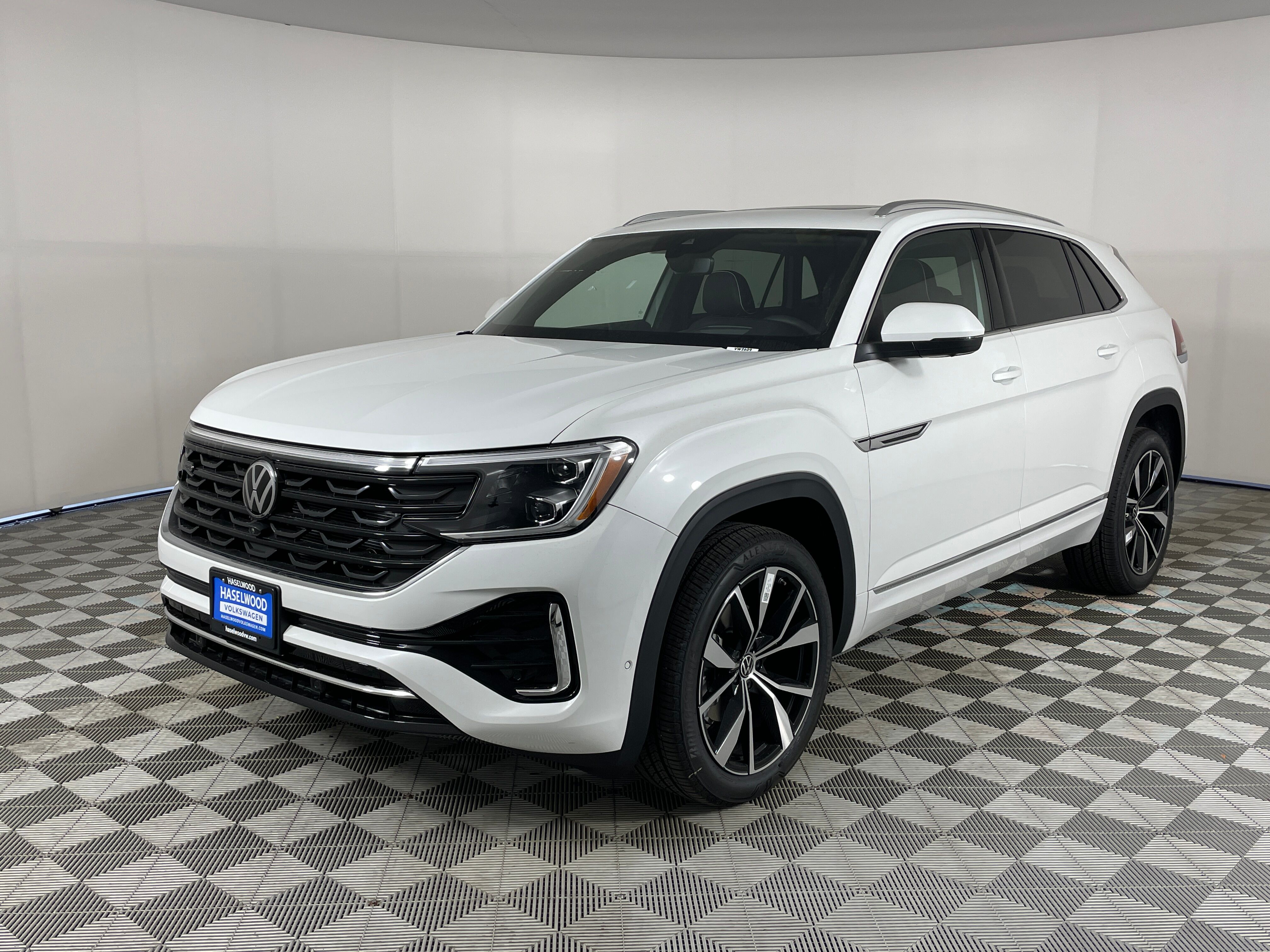  Volkswagen Atlas Cross Sport