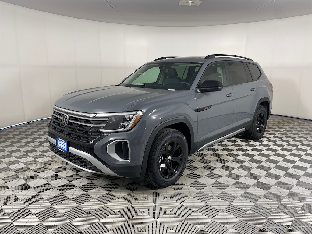 New 2026 Volkswagen Atlas Peak Edition SUV