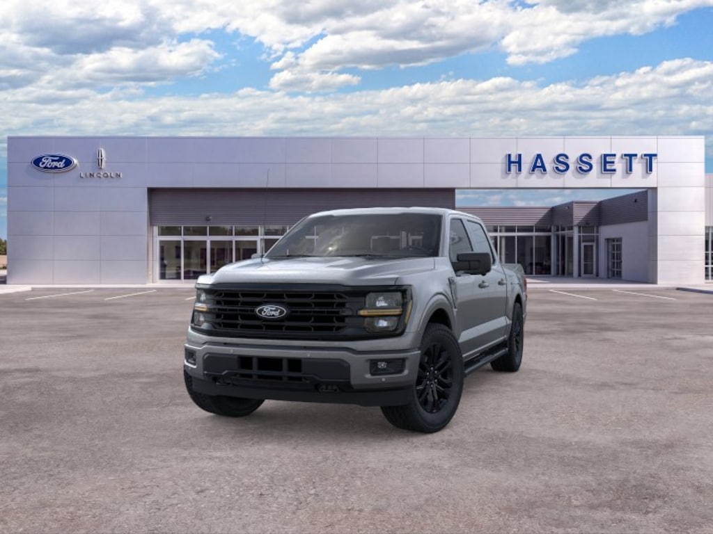 New 2026 Ford F-150 XLT XLT 4WD SuperCrew 5.5 Box