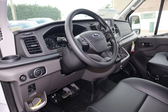 2025 Ford Transit Cutaway Base - Photo 14