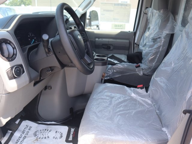 2026 Ford E-Series Cutaway Base - Photo 10