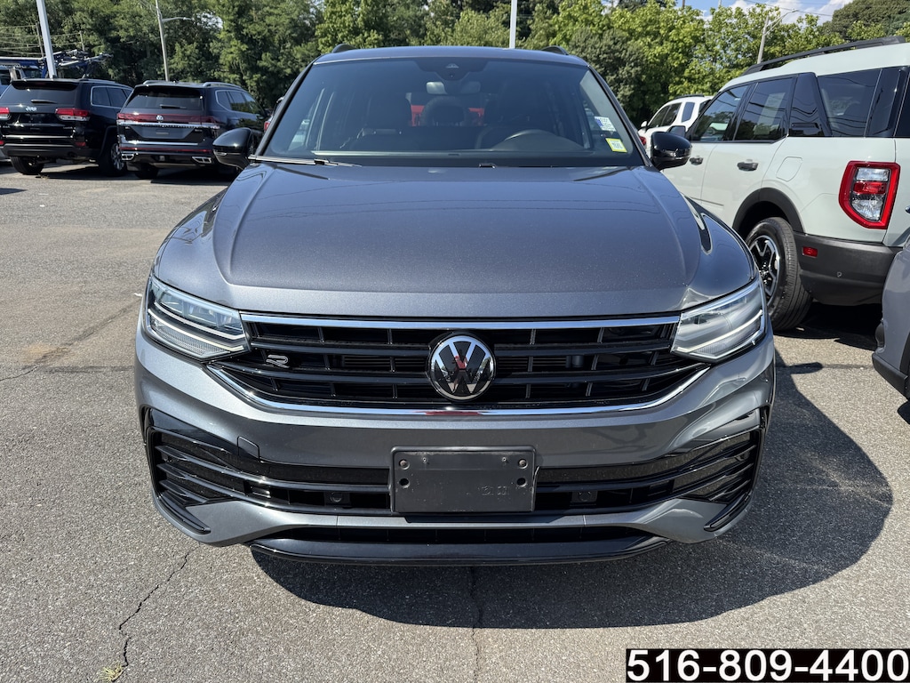 Used 2024 Volkswagen Tiguan SE R-Line Black 2.0T SE R-Line Black 4MOTION
