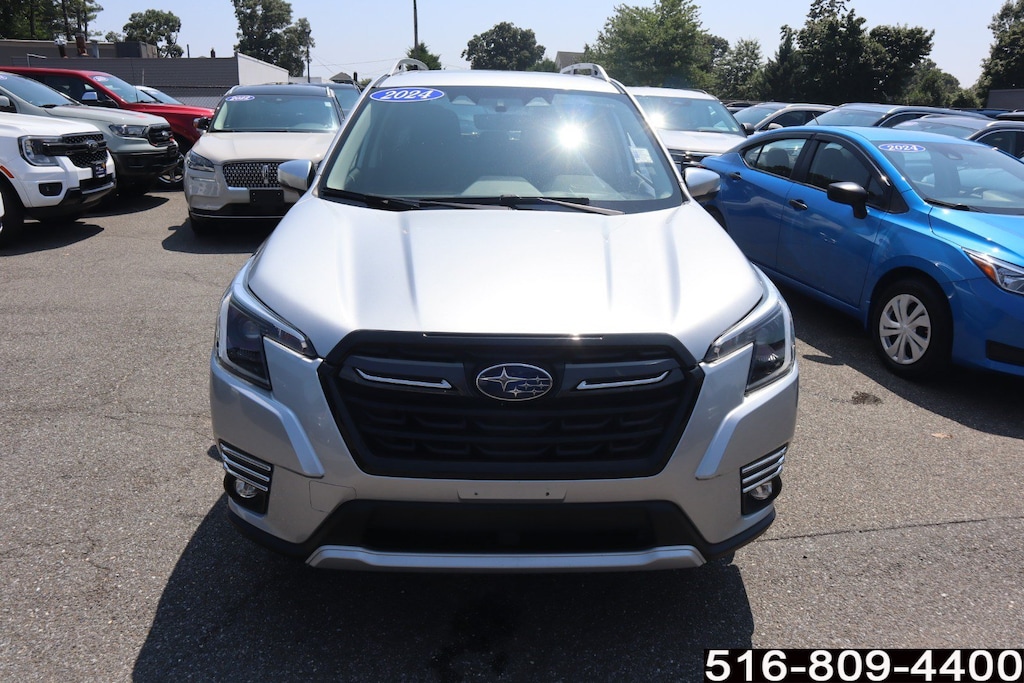 Used 2024 Subaru Forester Touring Touring AWD