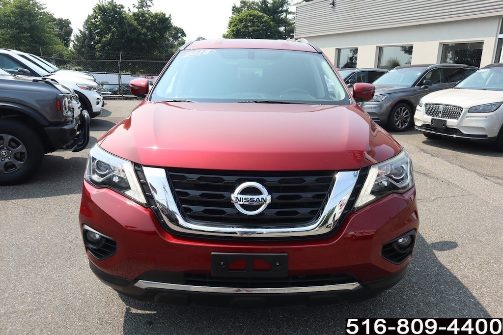 Used 2018 Nissan Pathfinder SV 4x4 SV