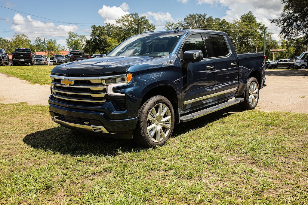Used 2023 Chevrolet Silverado 1500 High Country 4WD Crew Cab 147 High Country