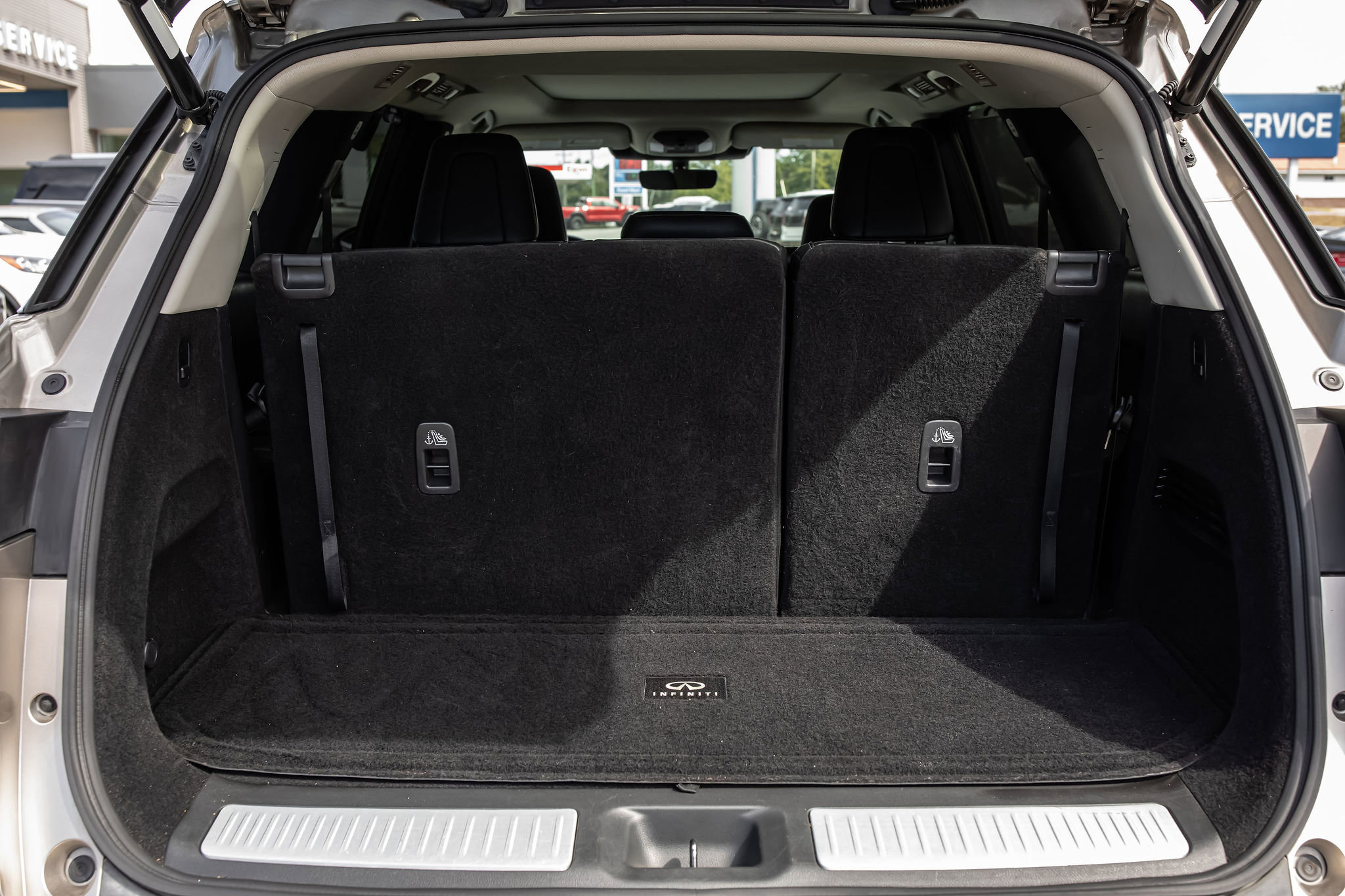 2023 INFINITI QX60 LUXE - Photo 6