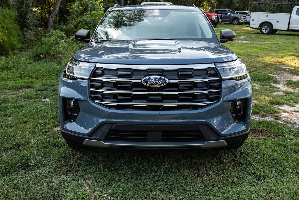 Used 2025 Ford Explorer Active Active RWD