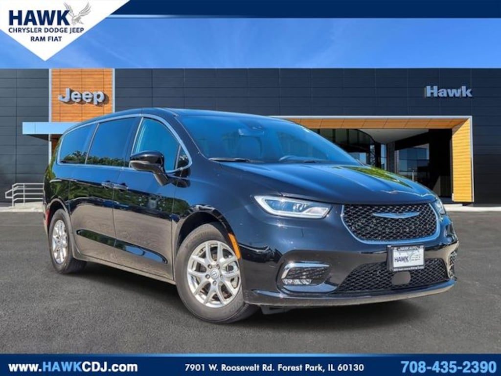 Used 2025 Chrysler Pacifica Select Minivan/Van