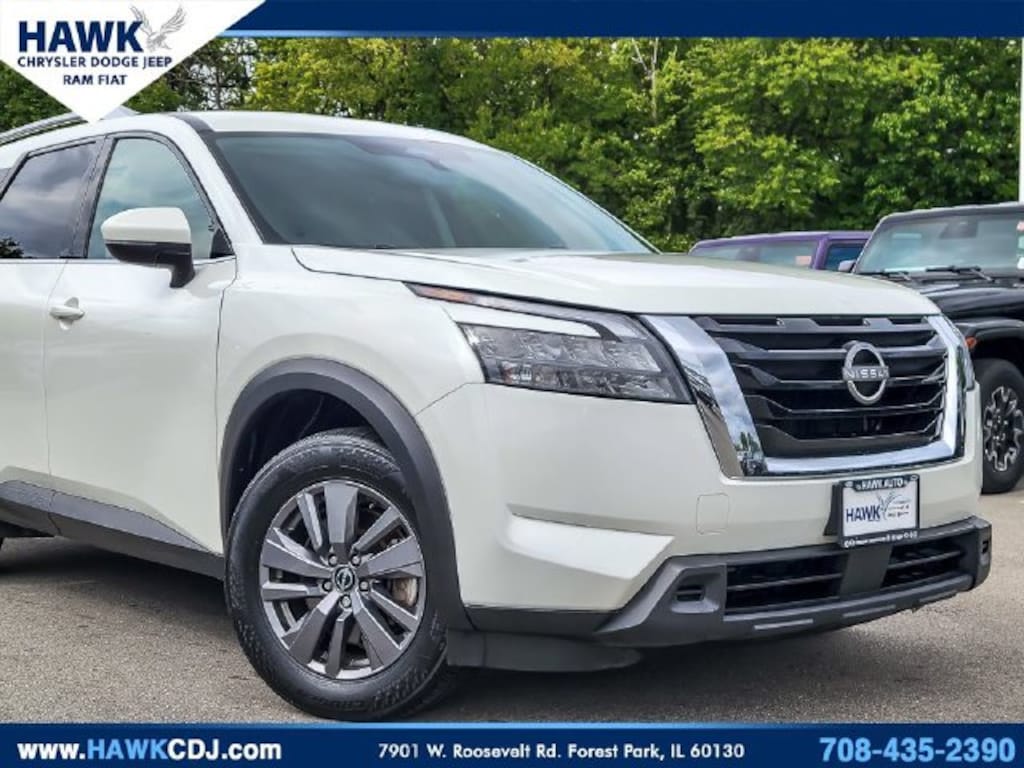 Used 2024 Nissan Pathfinder SV SUV