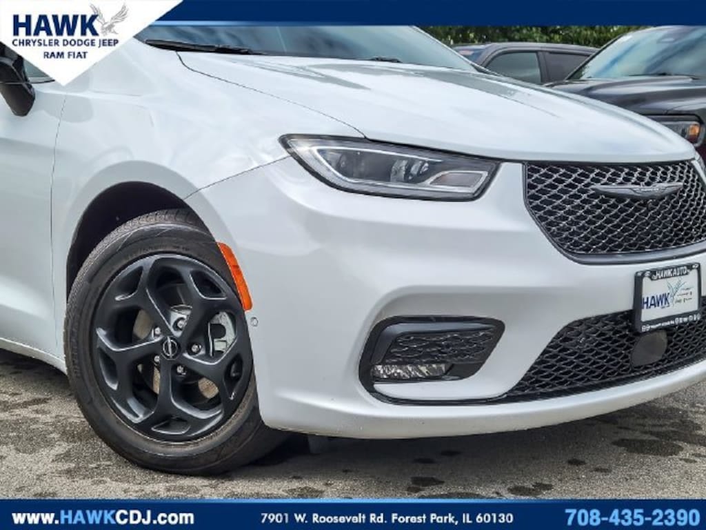Used 2024 Chrysler Pacifica Hybrid Select S Appearance Minivan/Van
