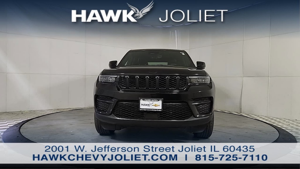 Used 2025 Jeep Grand Cherokee Altitude 4x4 SUV