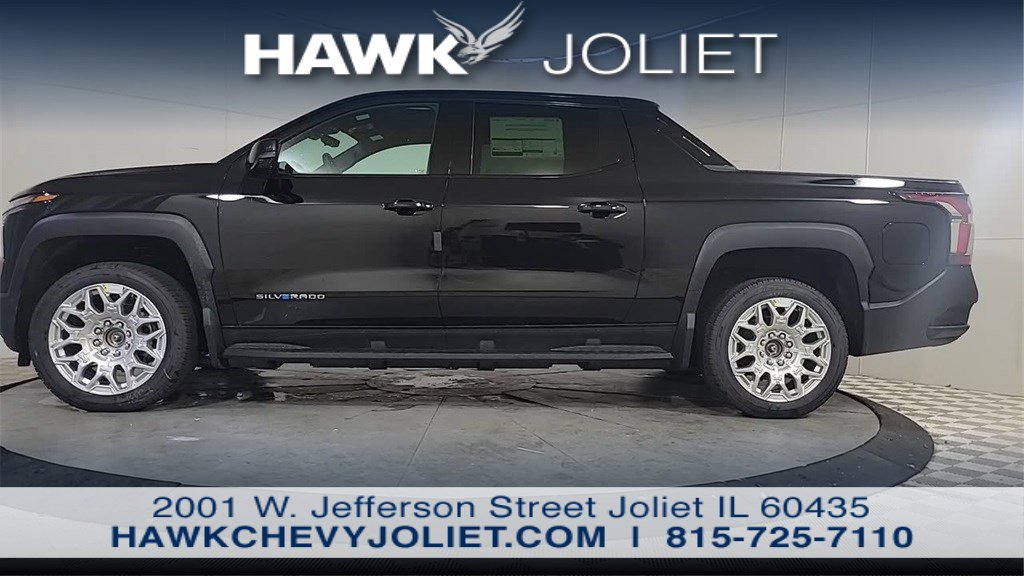 2026 Chevrolet Silverado EV LT - Photo 12