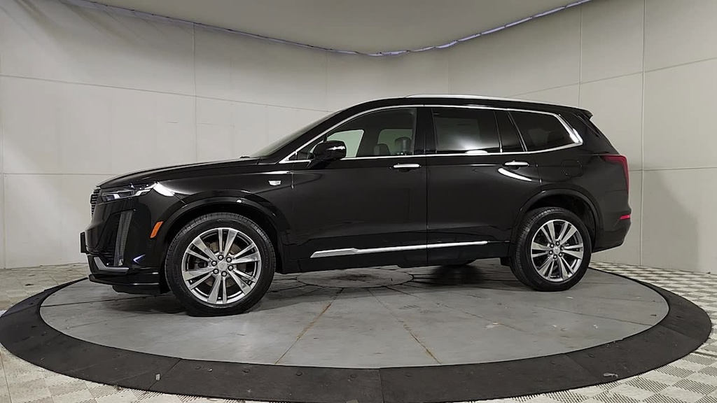 Used 2024 CADILLAC XT6 Premium Luxury SUV