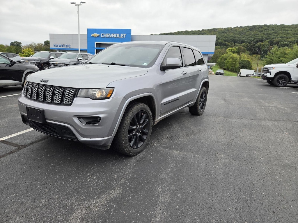 Used 2018 Jeep Grand Cherokee Altitude 4x4 SUV
