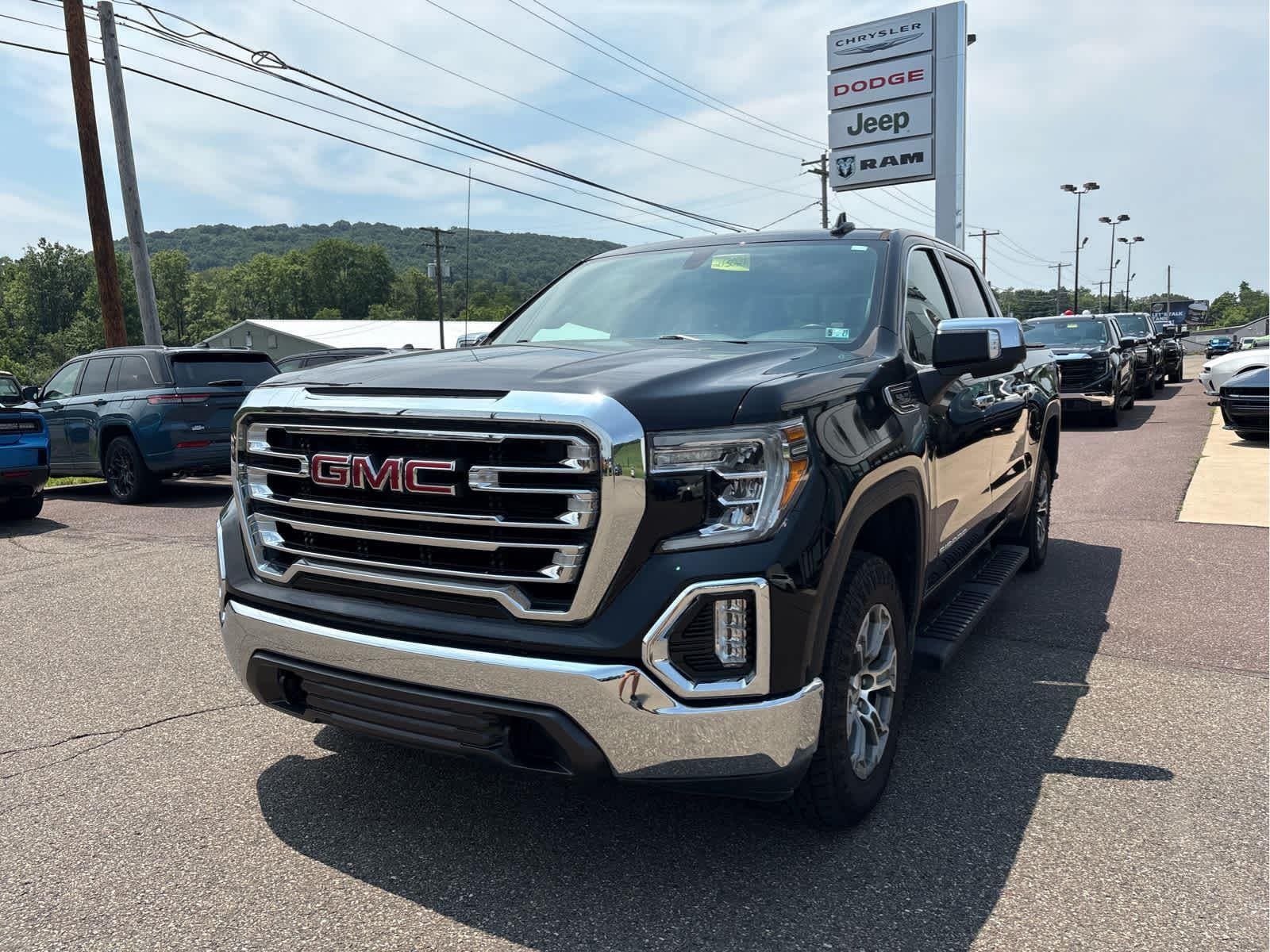 2020 GMC Sierra 1500 SLT