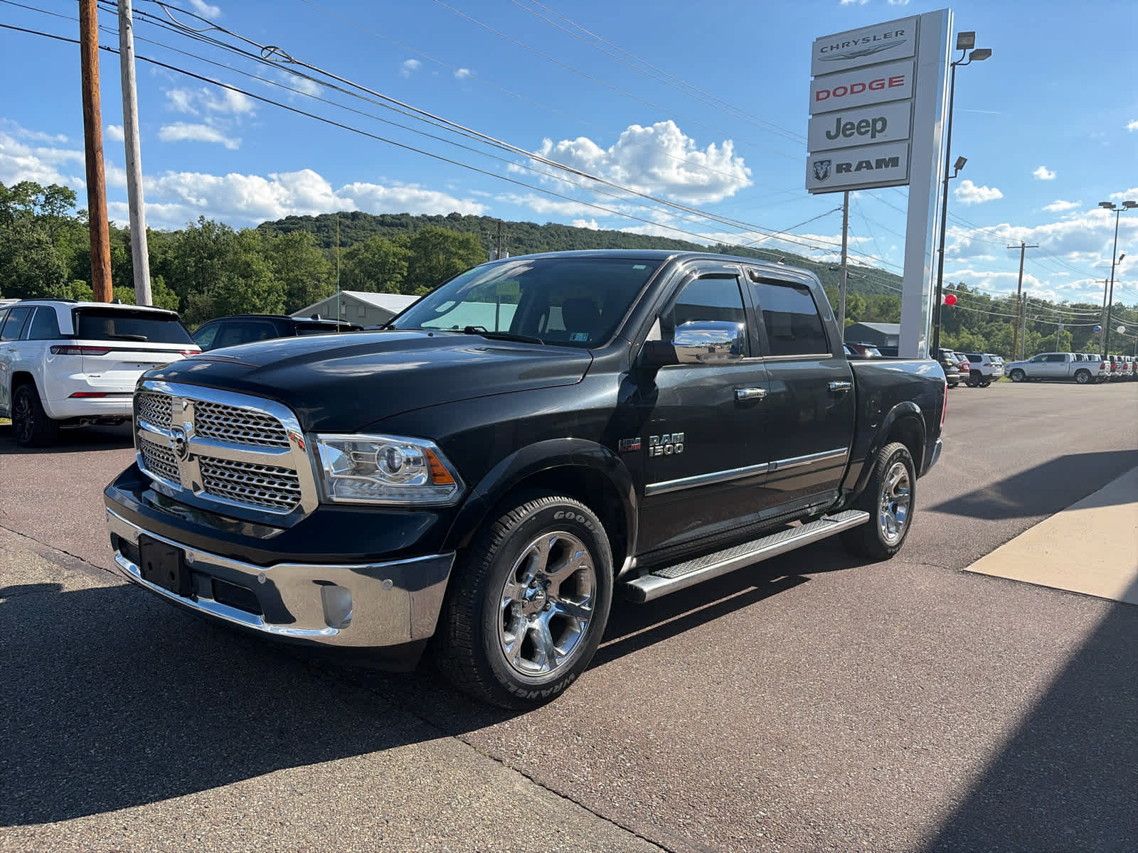 Used 2017 Ram 1500 Laramie Truck