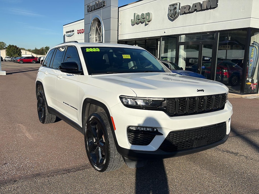 Used 2023 Jeep Grand Cherokee Limited SUV