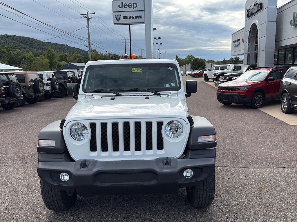 Used 2021 Jeep Wrangler Unlimited Islander SUV