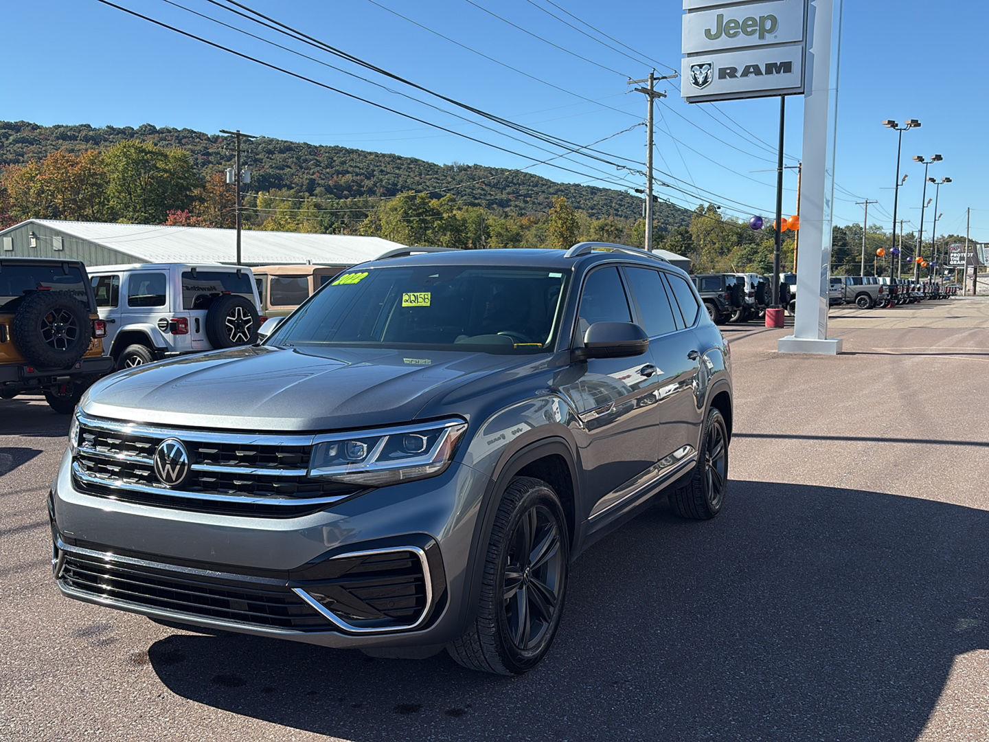 2022 Volkswagen Atlas SEL R-Line