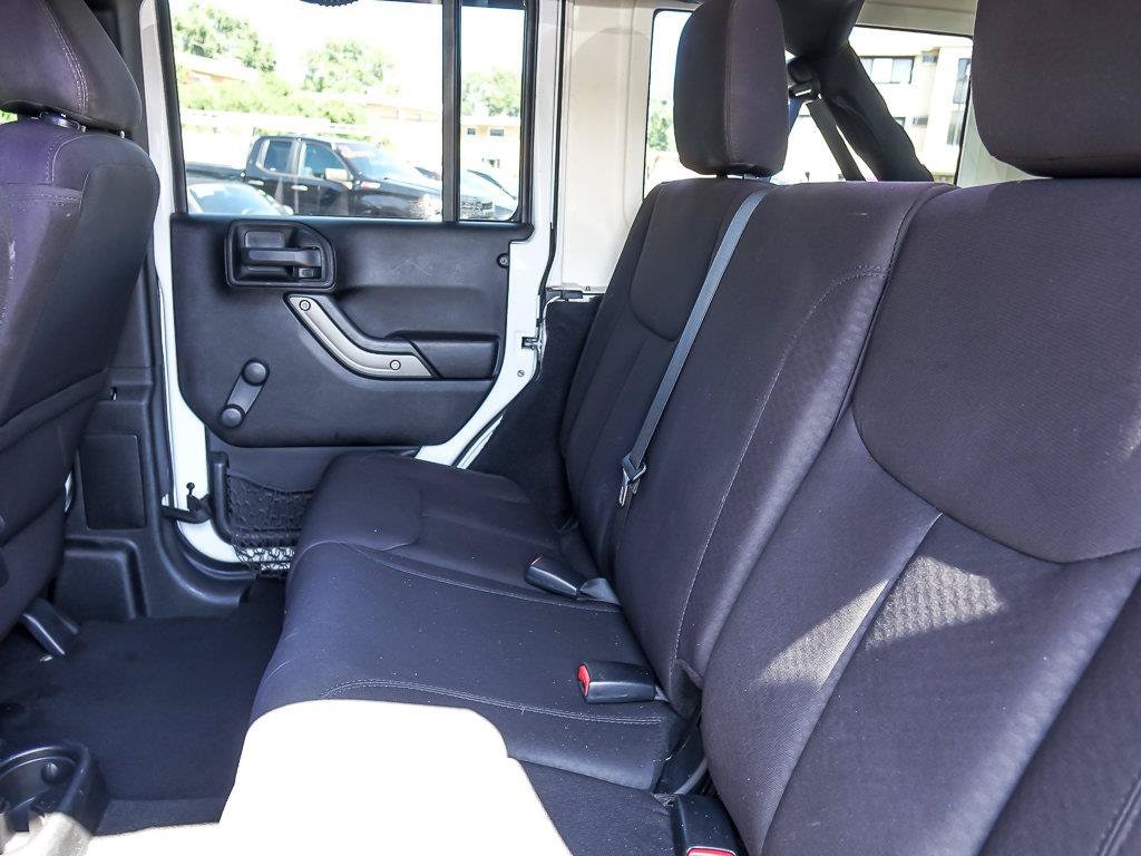 2015 Jeep Wrangler Unlimited Sport - Photo 15