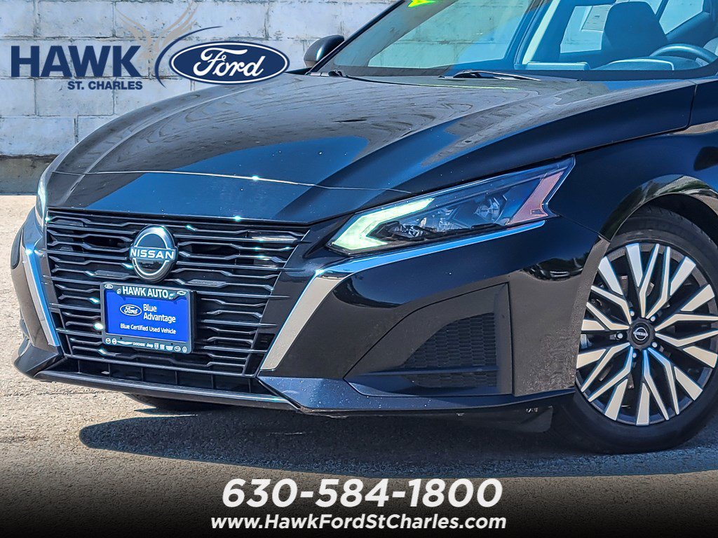 Used 2024 Nissan Altima 2.5 SV Sedan