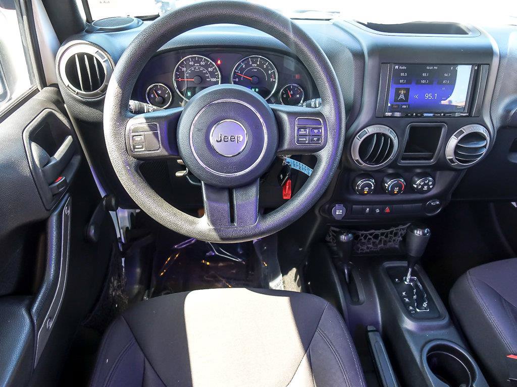 2015 Jeep Wrangler Unlimited Sport - Photo 16