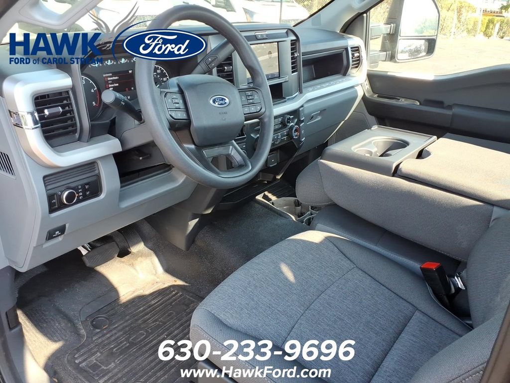 2025 Ford F-250 Super Duty XL - Photo 9