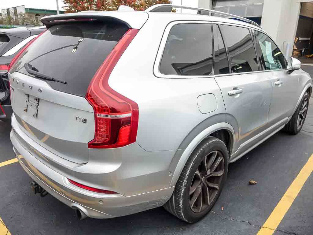 Used 2018 Volvo XC90 Momentum T5 AWD 7-Passenger Momentum