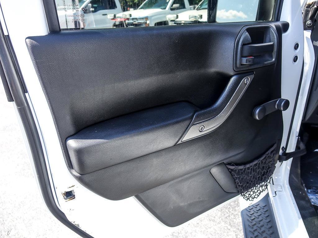 2015 Jeep Wrangler Unlimited Sport - Photo 23