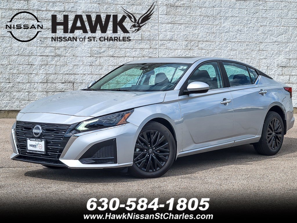 Used 2025 Nissan Altima SV SV AWD