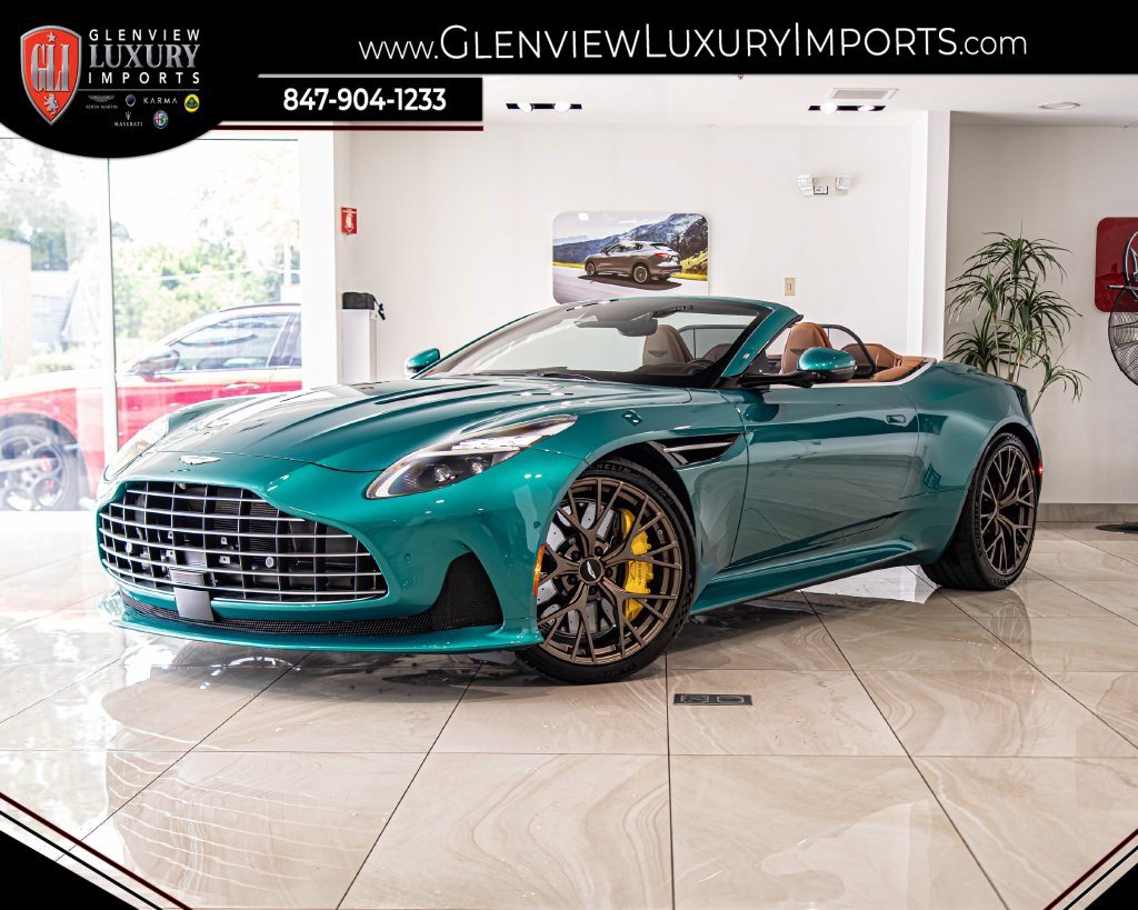  Aston Martin DB12