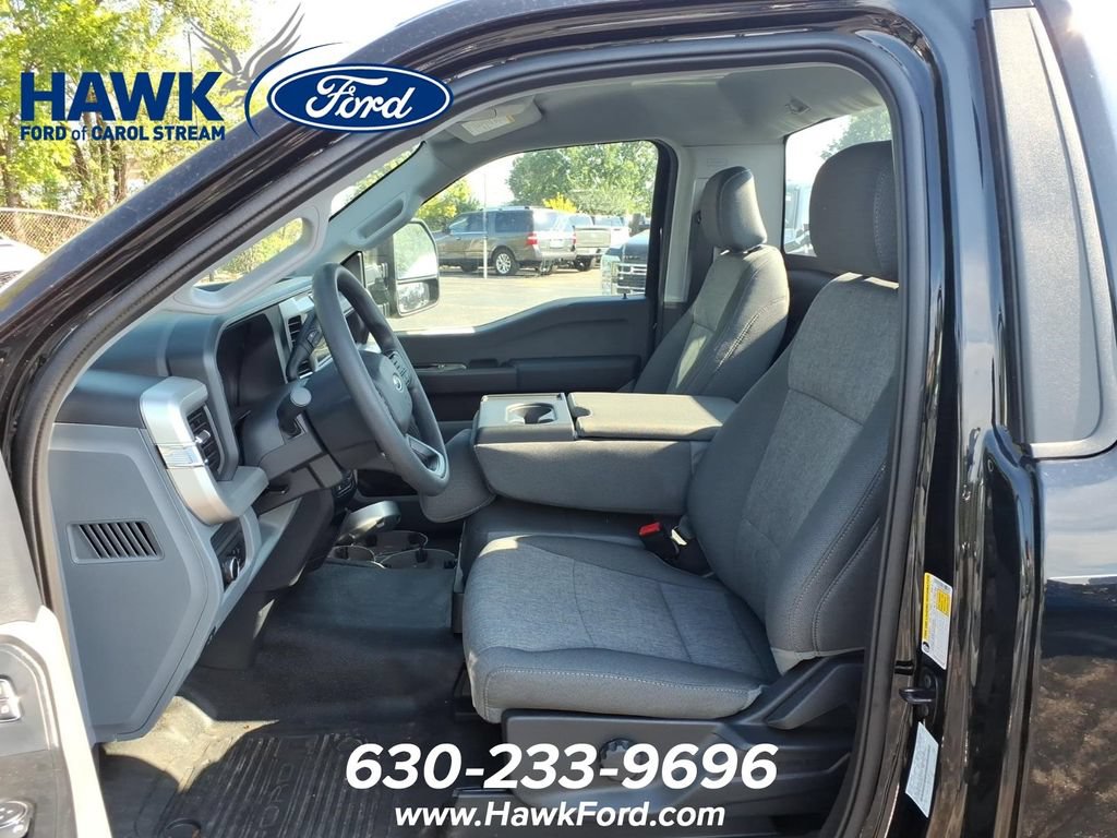 2025 Ford F-250 Super Duty XL - Photo 25