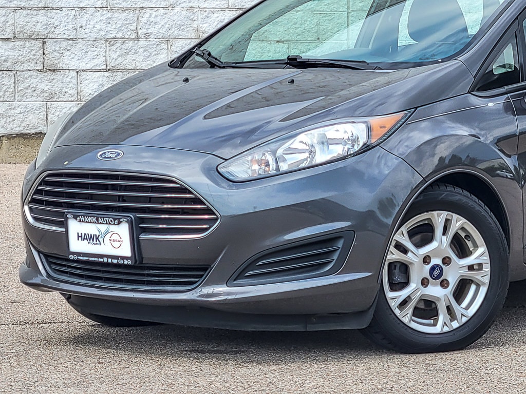 Used 2015 Ford Fiesta SE with VIN 3FADP4BJ7FM141184 for sale in Plainfield, IL