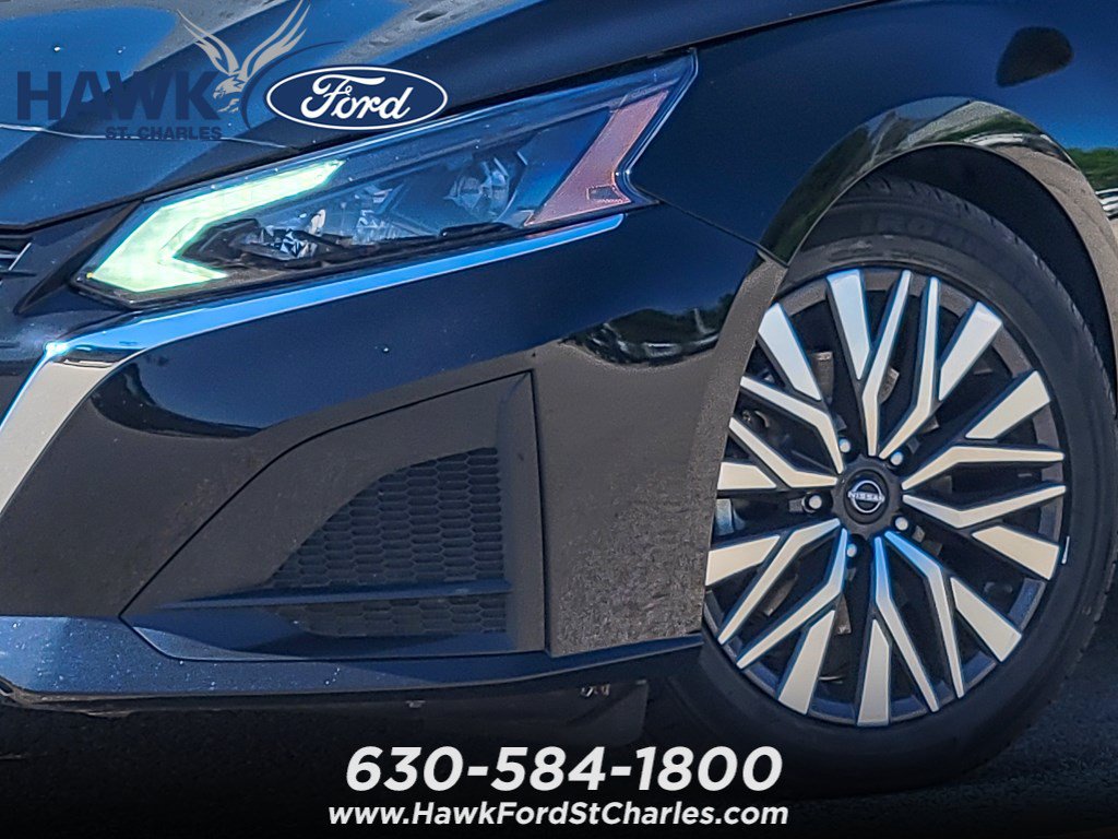 Used 2024 Nissan Altima 2.5 SV Sedan