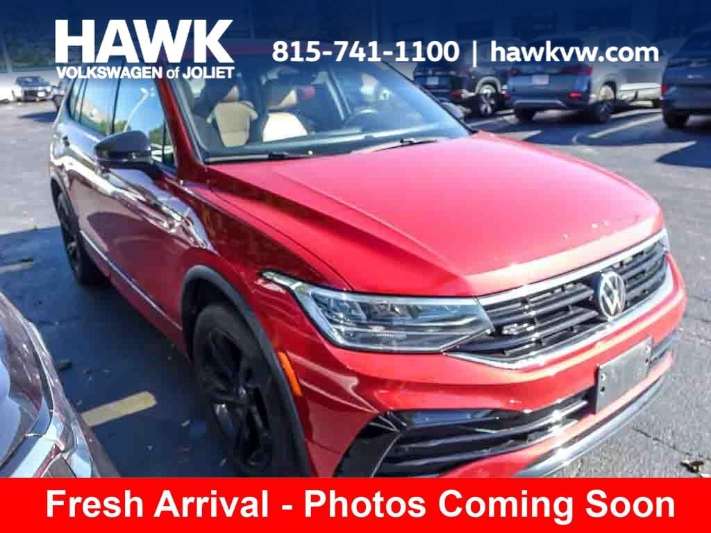 2024 Volkswagen Tiguan SE R-LINE BLACK
