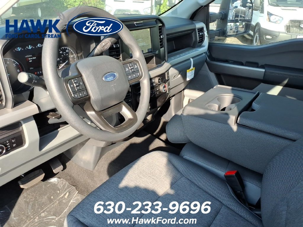 2025 Ford F-350 Super Duty XL - Photo 9