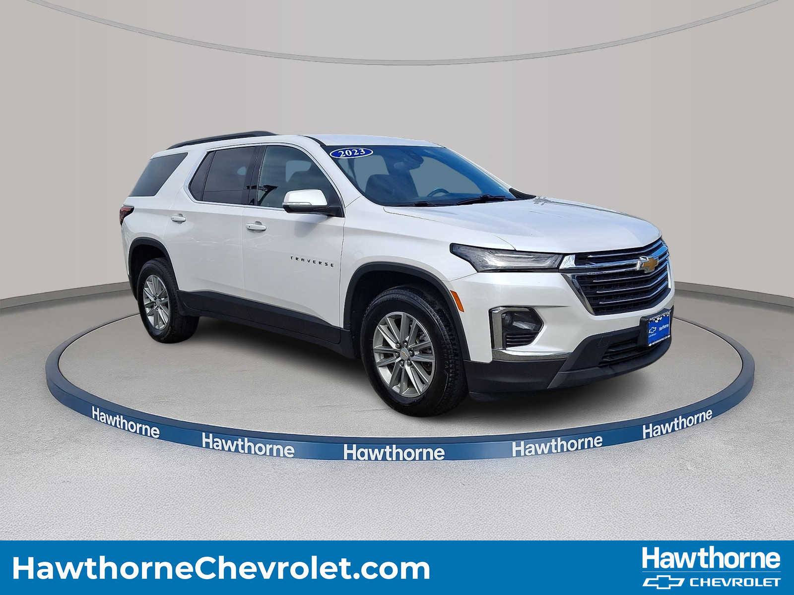 Used 2023 Chevrolet Traverse LT Cloth AWD