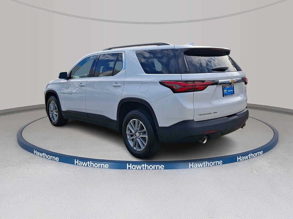 Used 2023 Chevrolet Traverse LT Cloth AWD