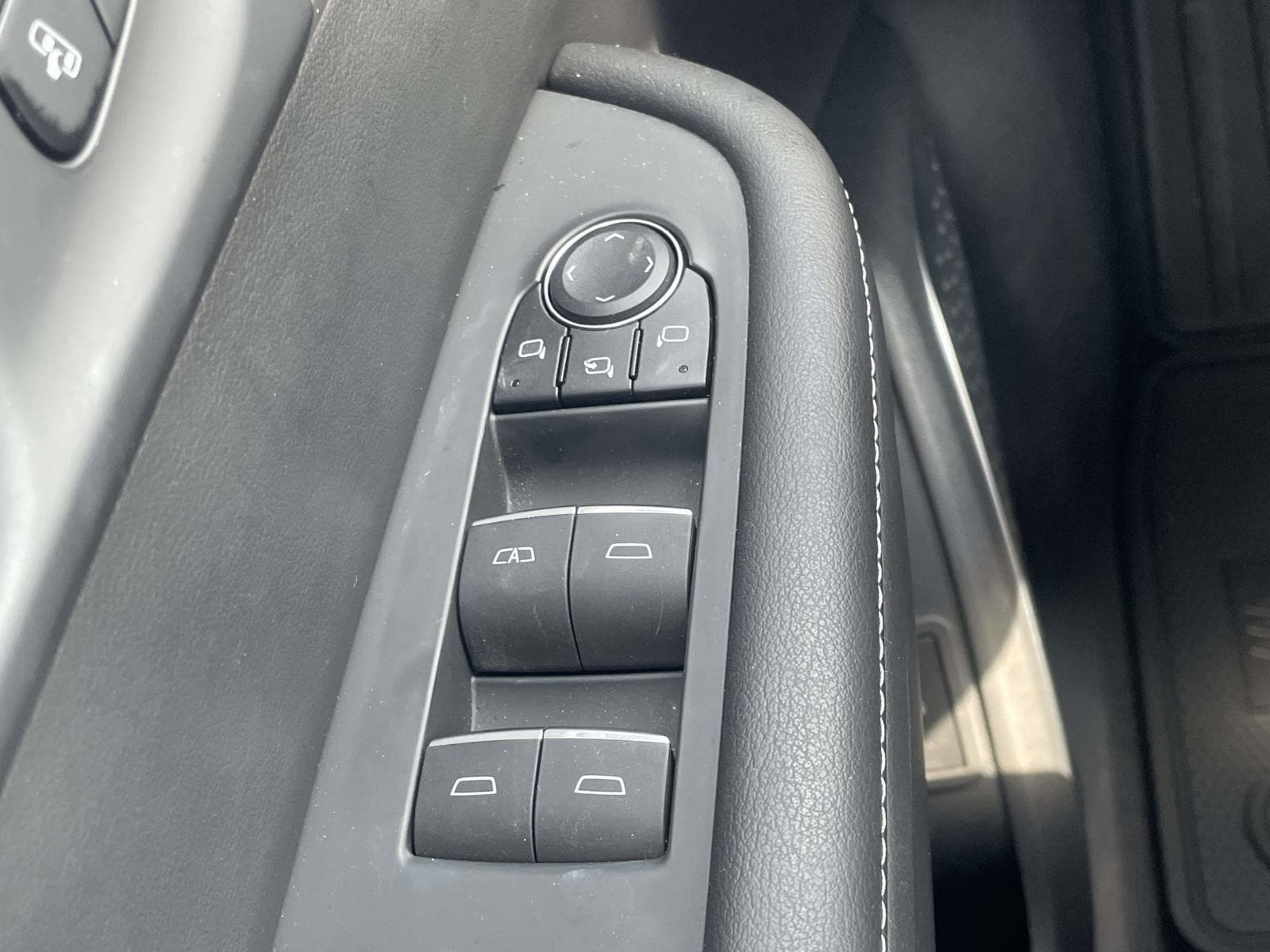 2025 Buick Enclave Avenir - Photo 28