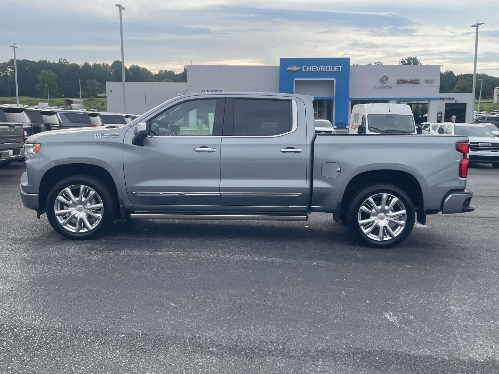 2026 Chevrolet Silverado 1500 High Country - Photo 8