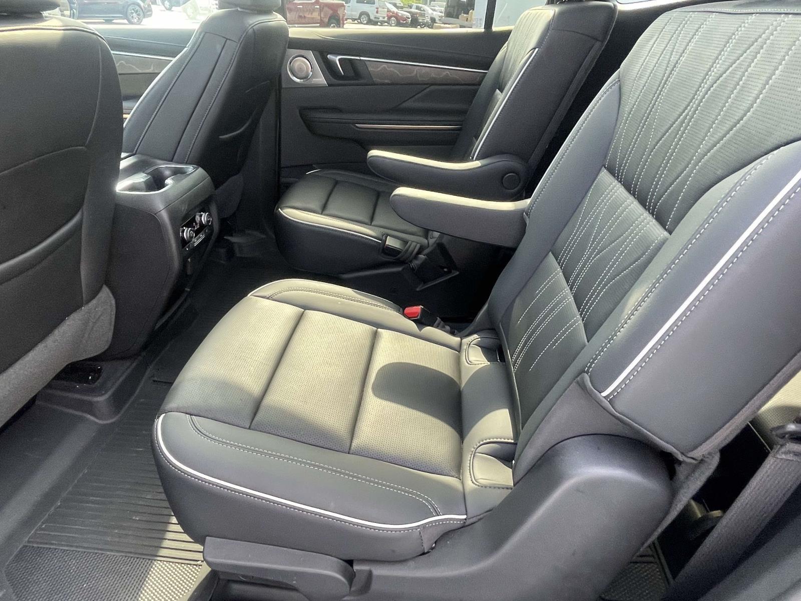 2025 Buick Enclave Avenir - Photo 15