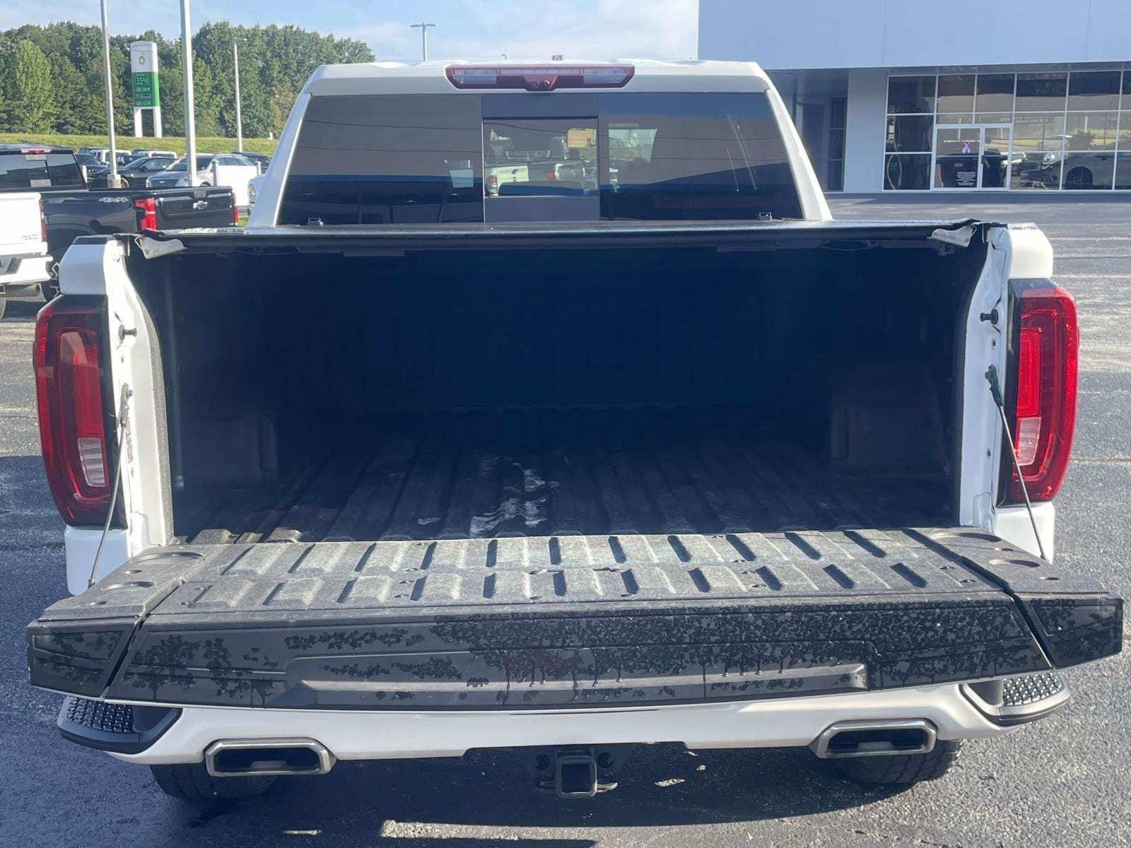 2024 GMC Sierra 1500 AT4 - Photo 7