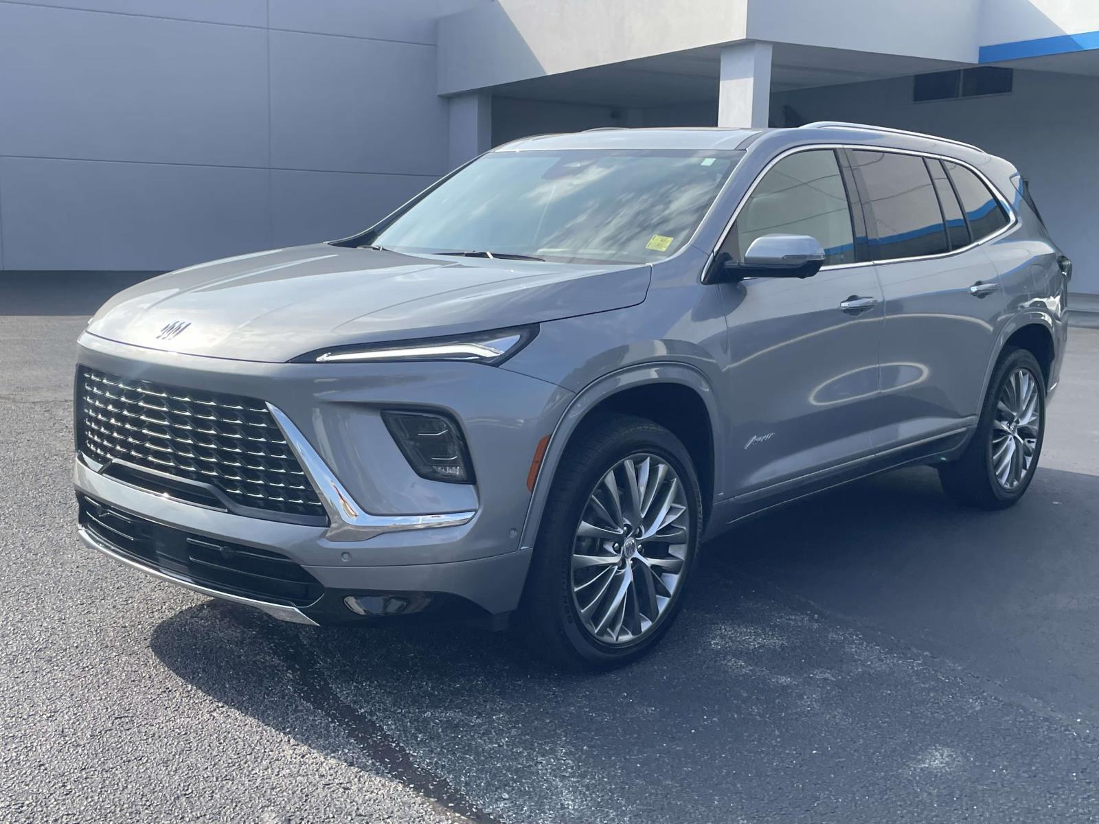 2025 Buick Enclave Avenir - Photo 12