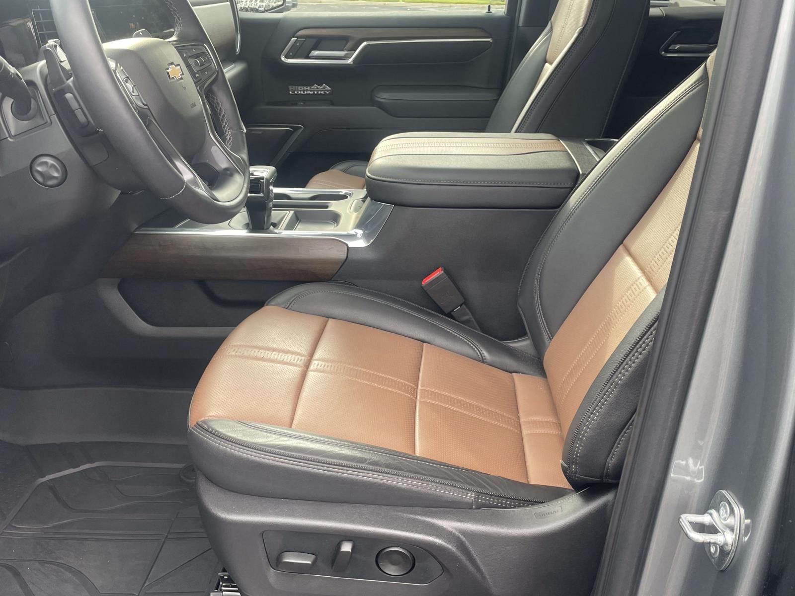 2026 Chevrolet Silverado 1500 High Country - Photo 15