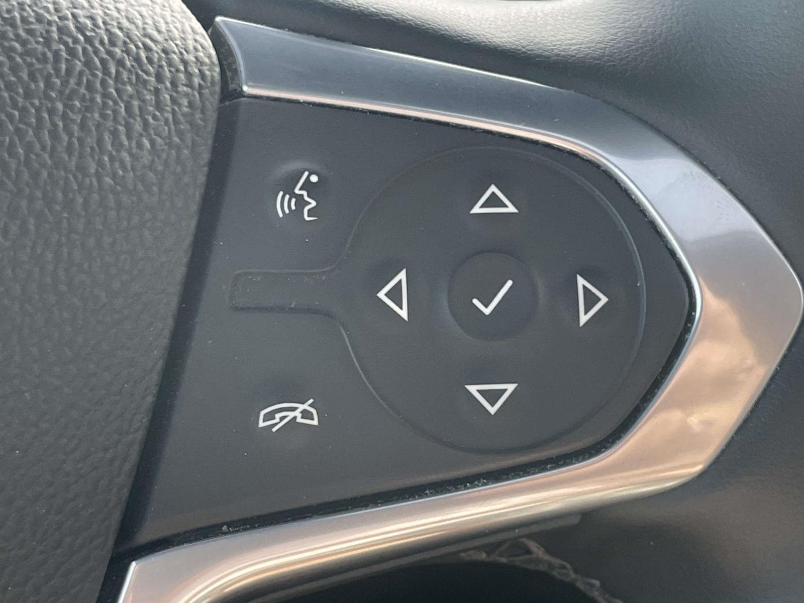 2023 Chevrolet Traverse High Country - Photo 25
