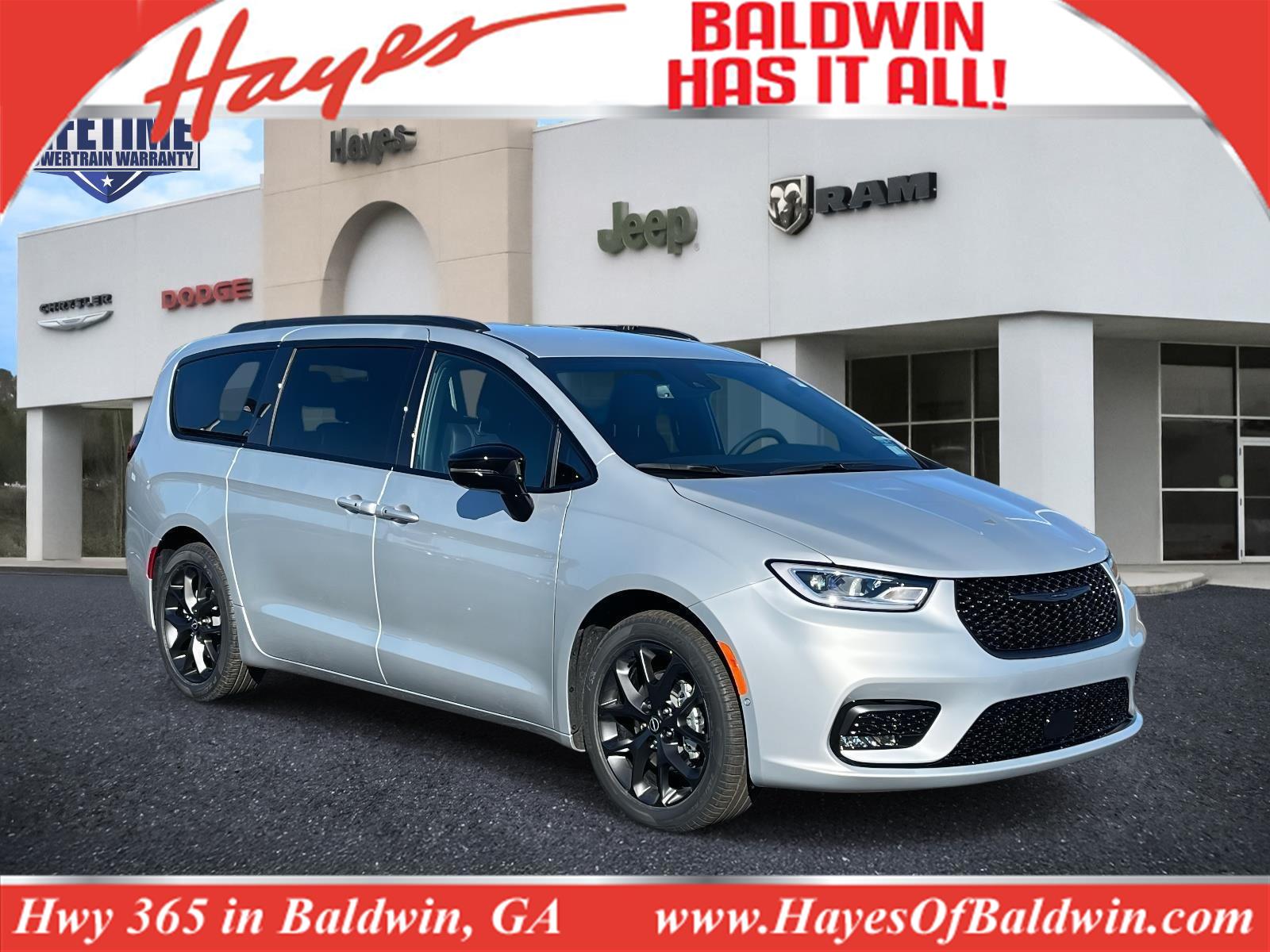 2026 Chrysler Pacifica Select