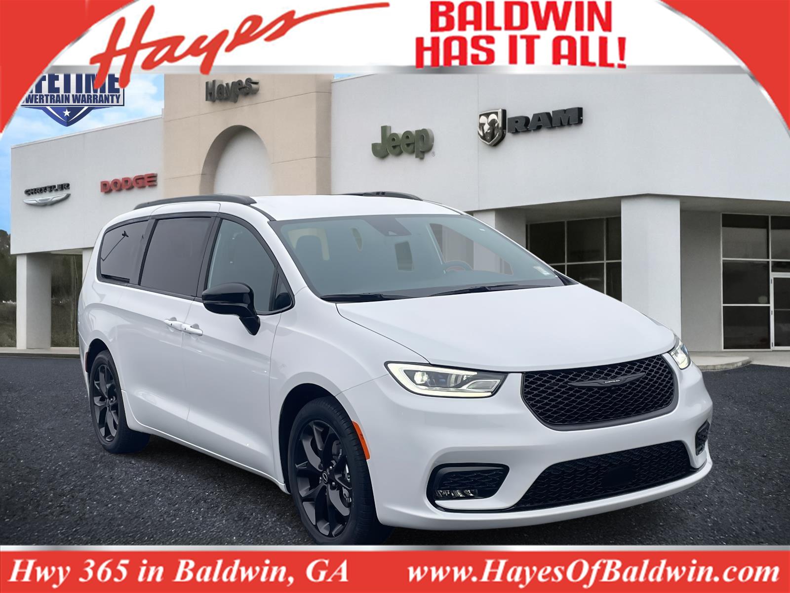 2026 Chrysler Pacifica Select