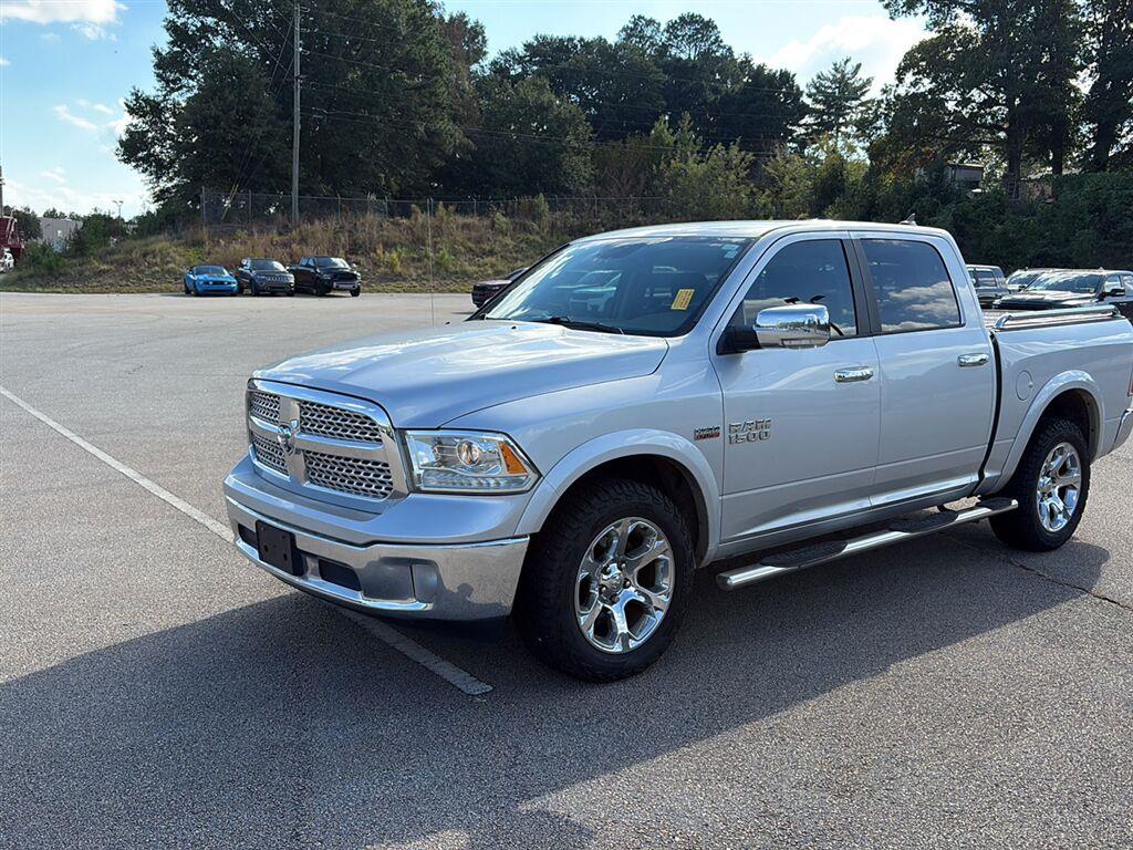 2017 RAM 1500 Pickup Laramie