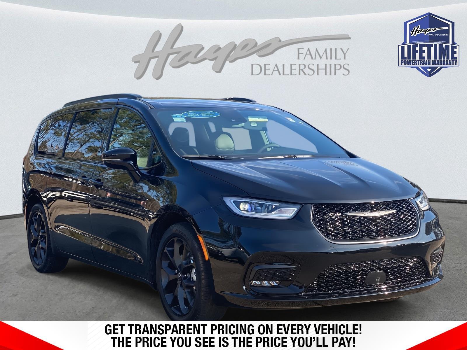 2026 Chrysler Pacifica Select