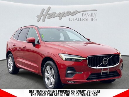 2022 Volvo XC60 Momentum SUV